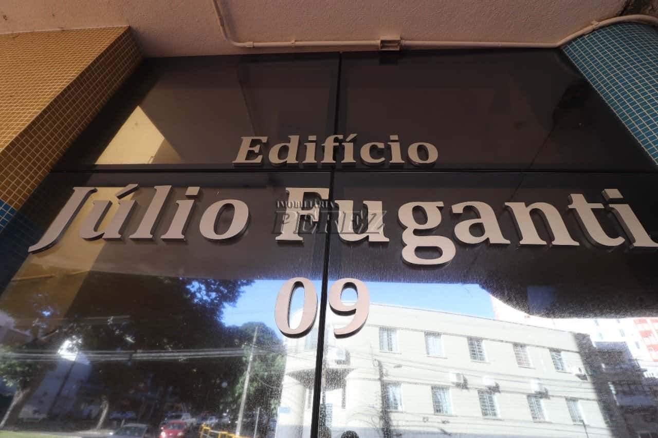 Sala comercial à venda e locação no centro de Londrina - Edifício Oscar Fuganti. — foto principal