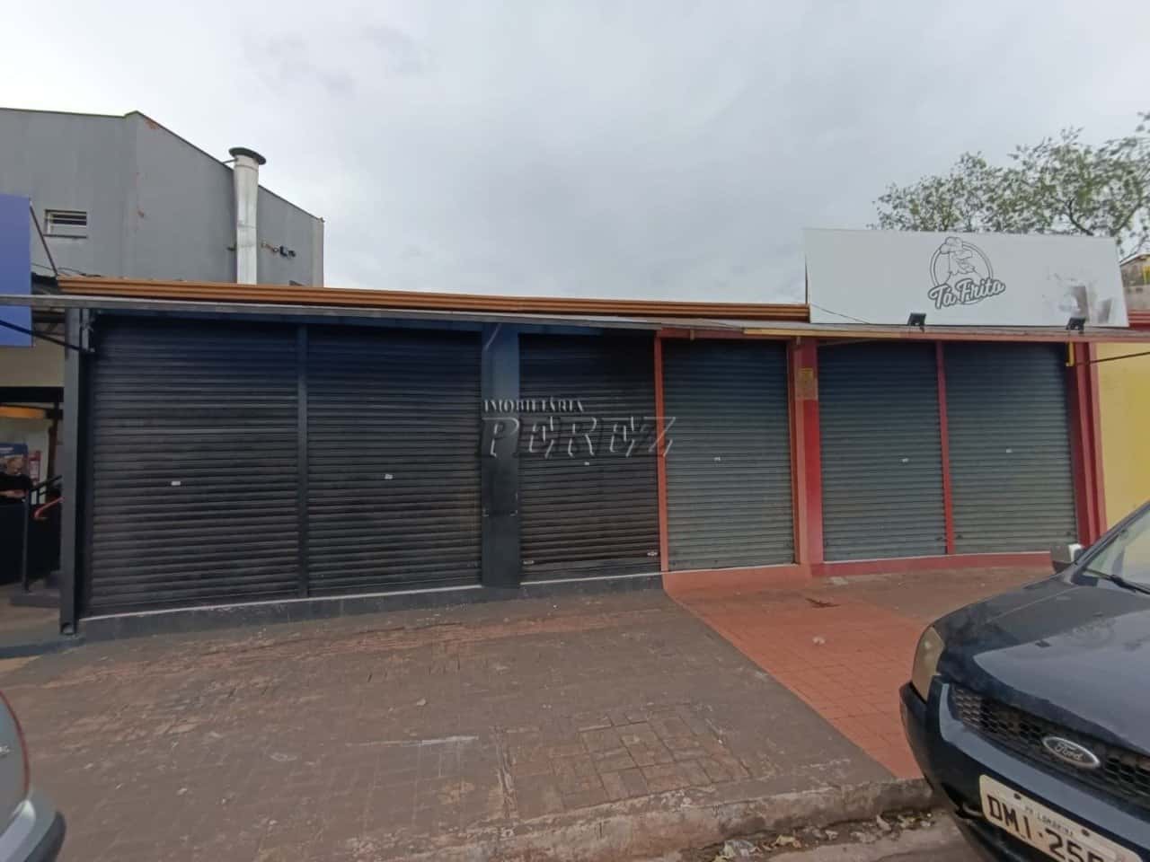 Sala comercial para alugar na Av Saul Elkind - Região norte de Londrina. — foto principal