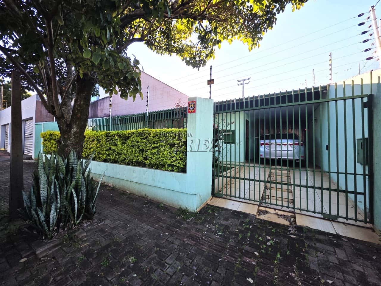 Casa à venda e locação no Jardim Alvorada - Região oeste de Londrina — foto principal