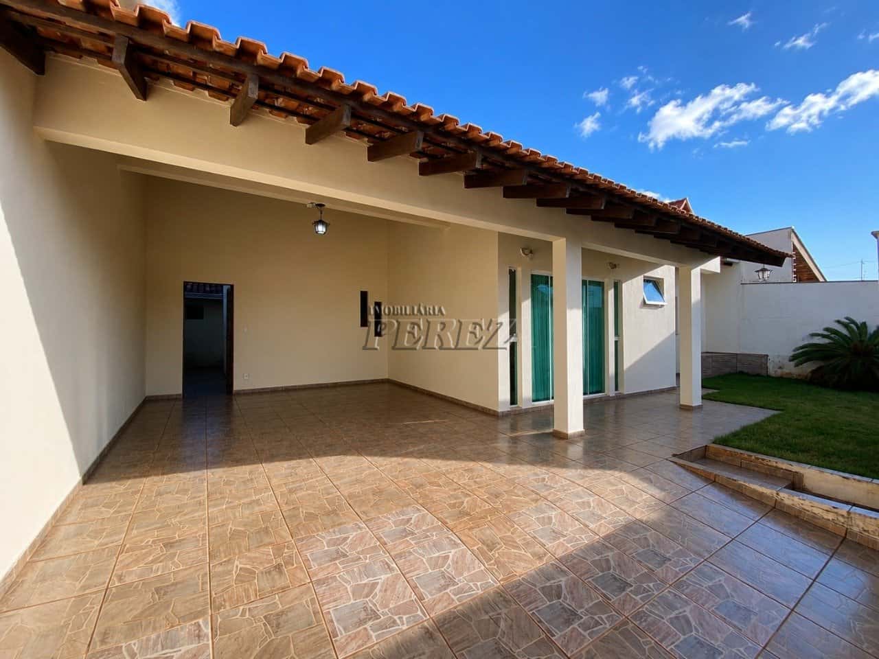 Casa à venda no Aeroporto em Londrina — foto principal