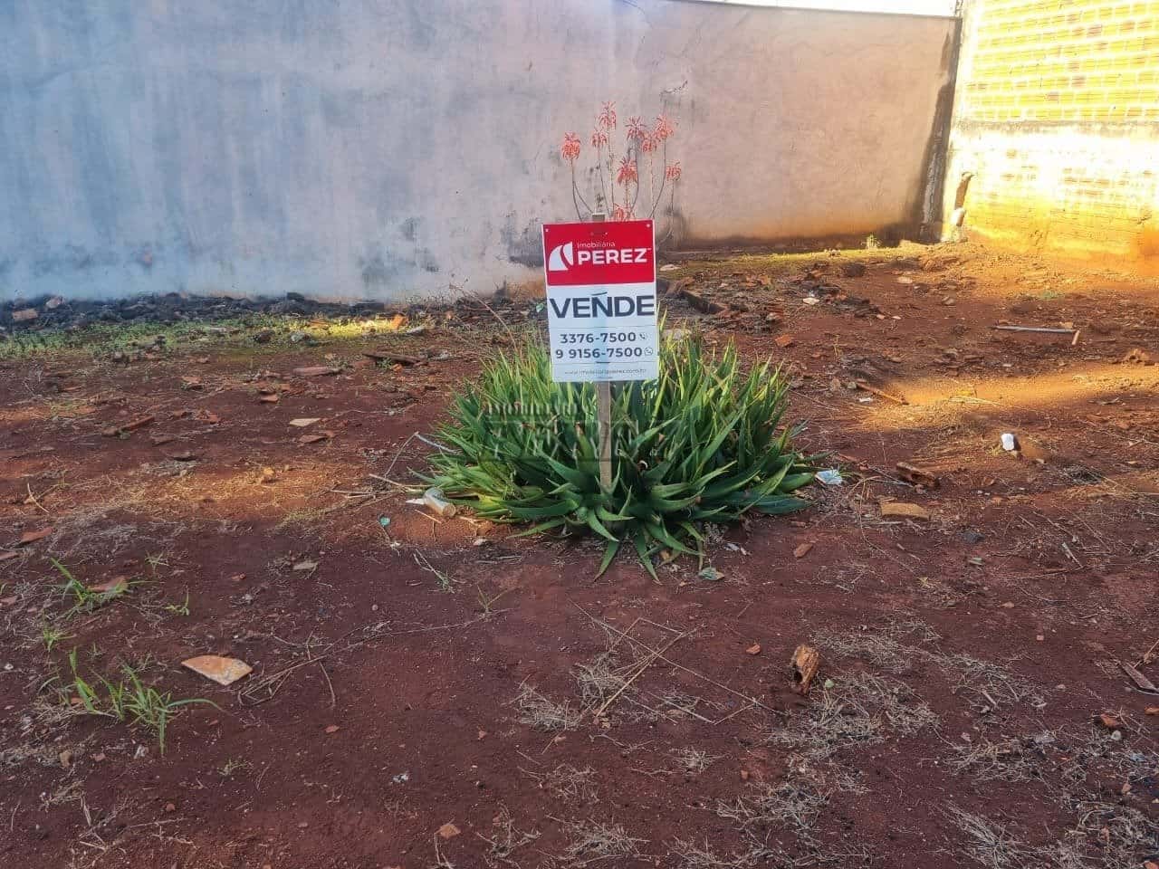 Terreno à venda no Jardim Santa Cruz na região norte de Londrina - Rua Remo Ferrarese — foto principal