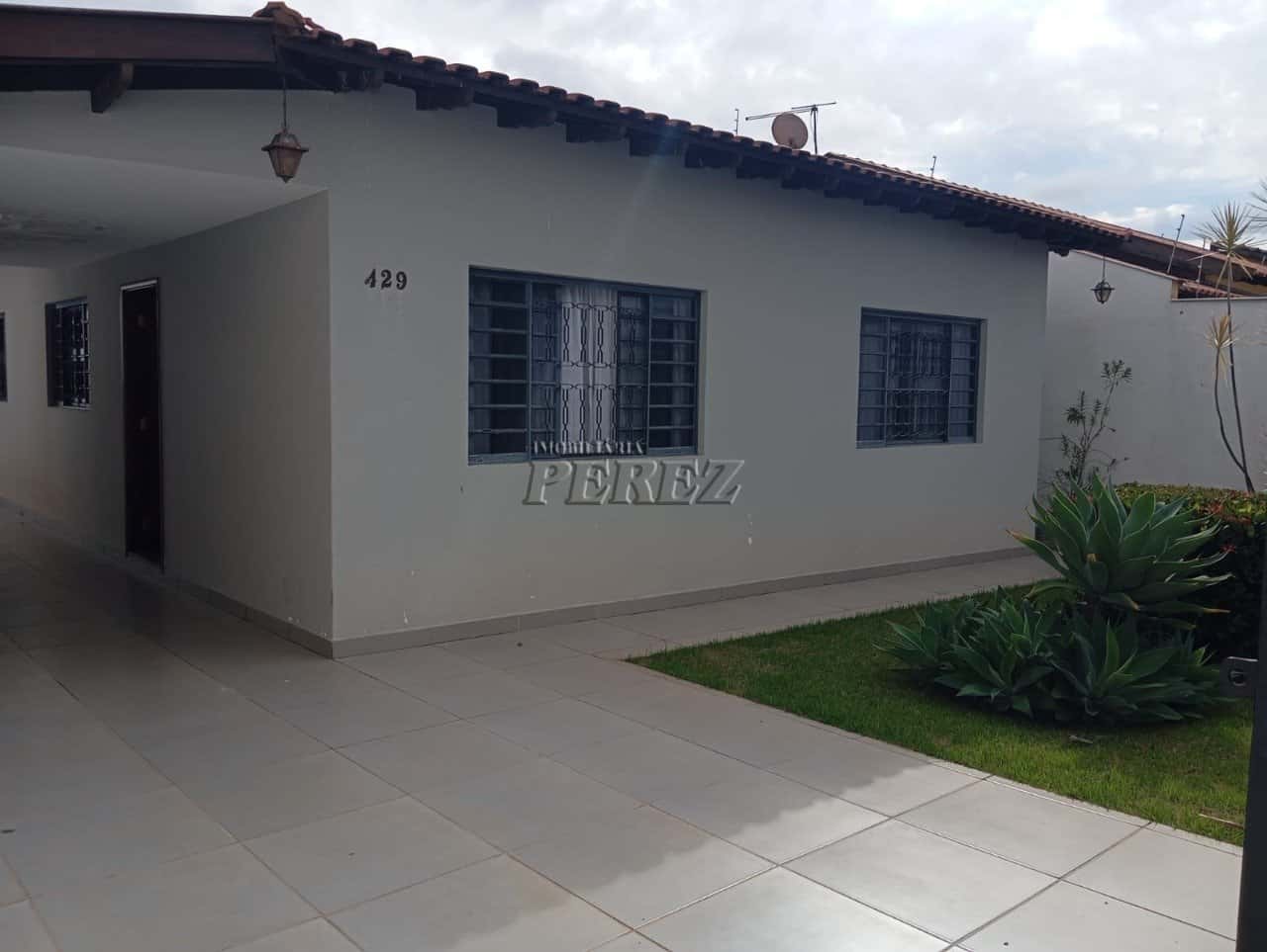 Casa à venda na Vila Casoni no centro de Londrina — foto principal