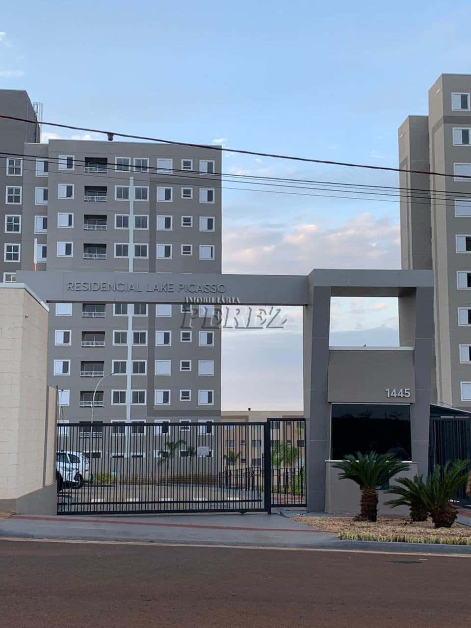 Apartamento à venda e locação no Edifício Lake Picasso - Região leste de Londrina. — foto principal
