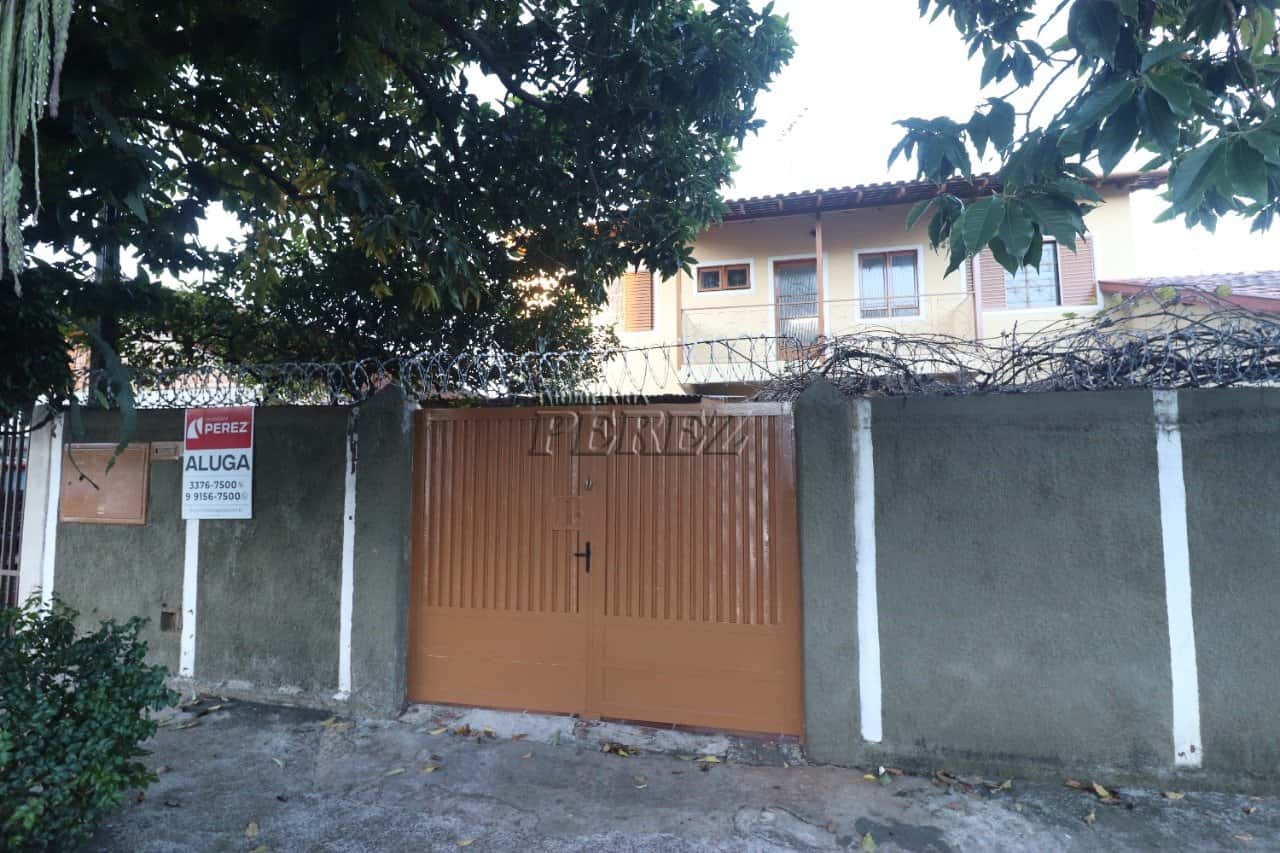 Sobrado à venda no centro de Londrina - Rua Uruguai — foto principal
