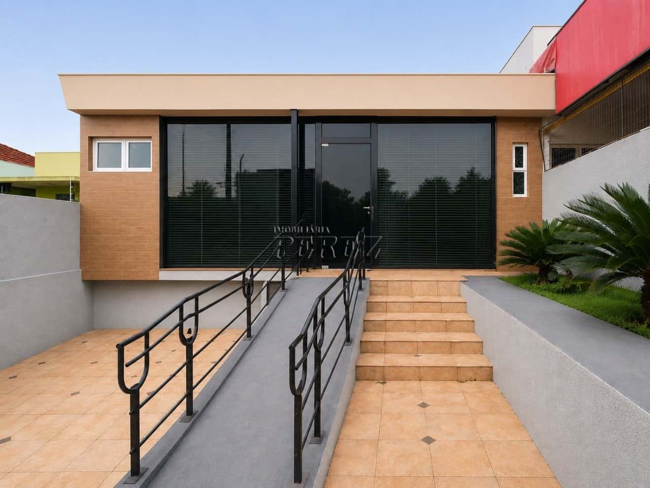 Sala comercial mobiliada para alugar na região central de Londrina — foto principal