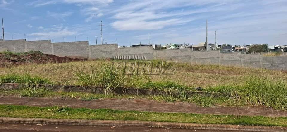 Terreno à venda na região leste de Londrina - Parque Tauá — foto principal