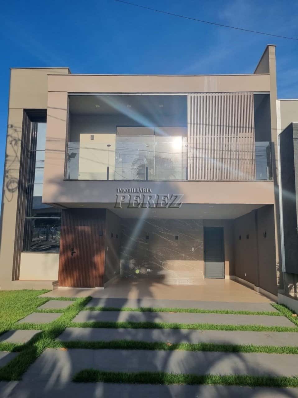 Casa à venda no Condomínio Heimtal Park na região norte de Londrina — foto principal