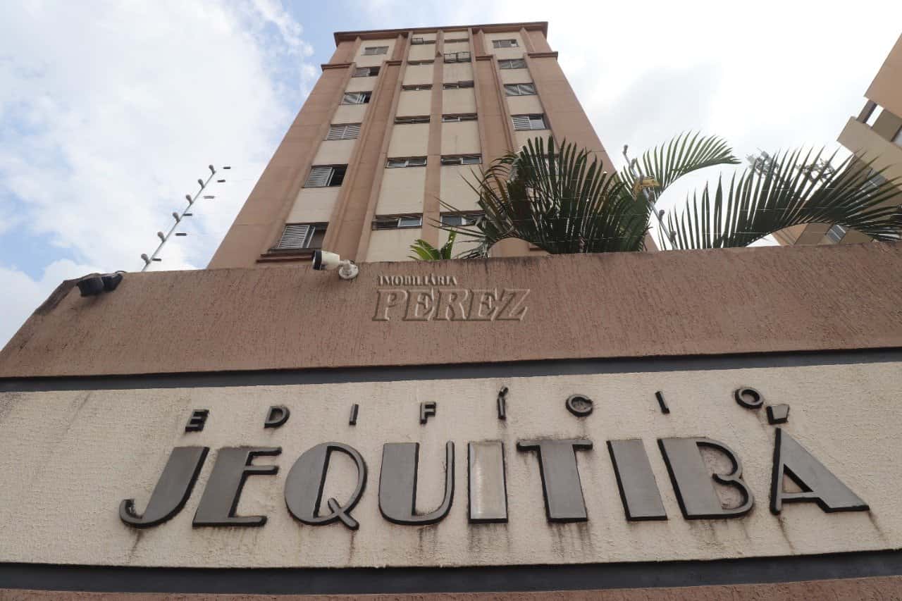 Apartamento à venda e locação no Edifício Jequitibá no centro de Londrina — foto principal