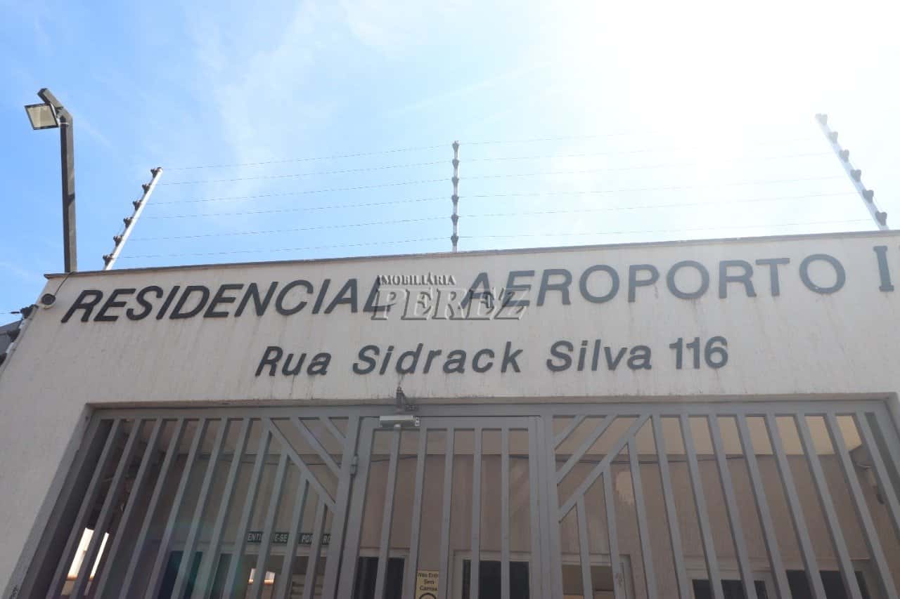 Apartamento à venda no Residencial Aeroporto II, região leste de Londrina. — foto principal