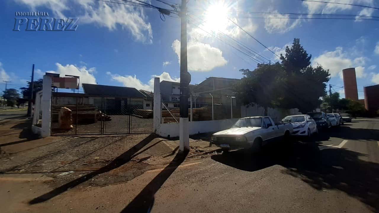 Terreno comercial à venda na região norte de Londrina - Av. Lúcia Helena Gonçalves Vianna — foto principal