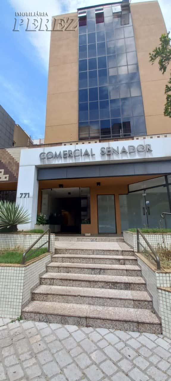 Sala comercial para alugar no Centro de Londrina - Comercial Senador — foto principal