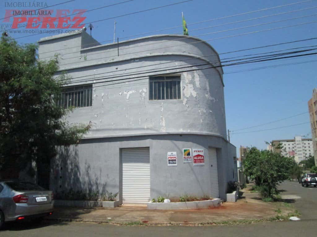 Salão comercial para alugar na Rua Venezuela no centro de Londrina — foto principal