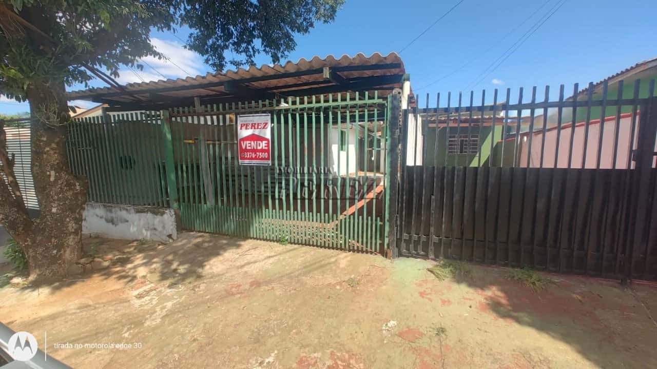 Casa com edícula à venda na região sul de Londrina - Ouro Branco — foto principal