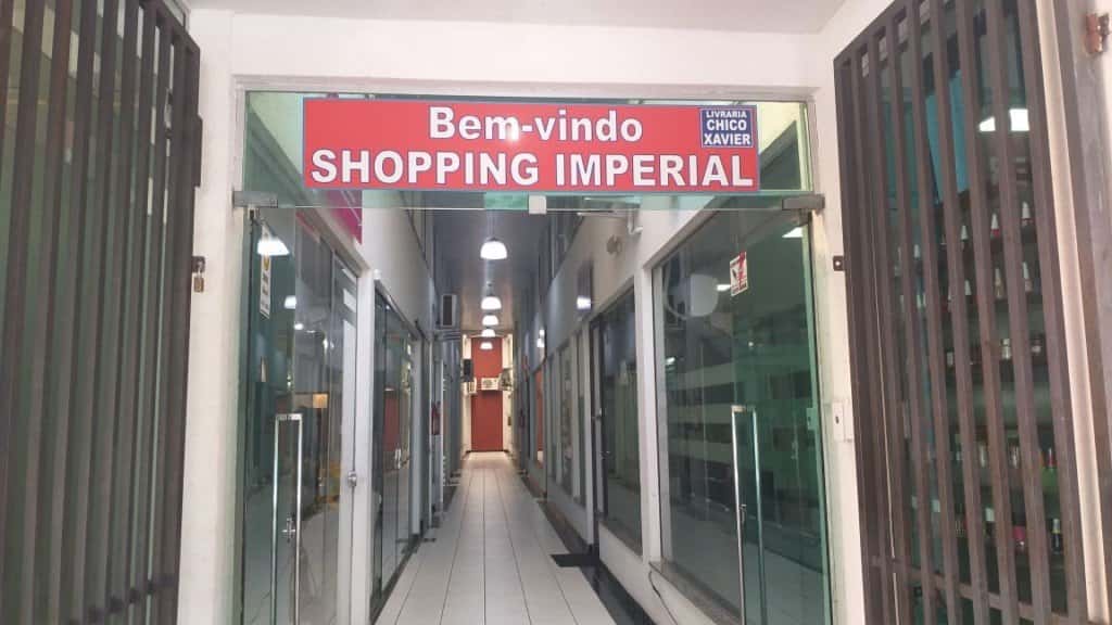 Sala comercial para alugar no Shopping Imperial no centro de Londrina — foto principal