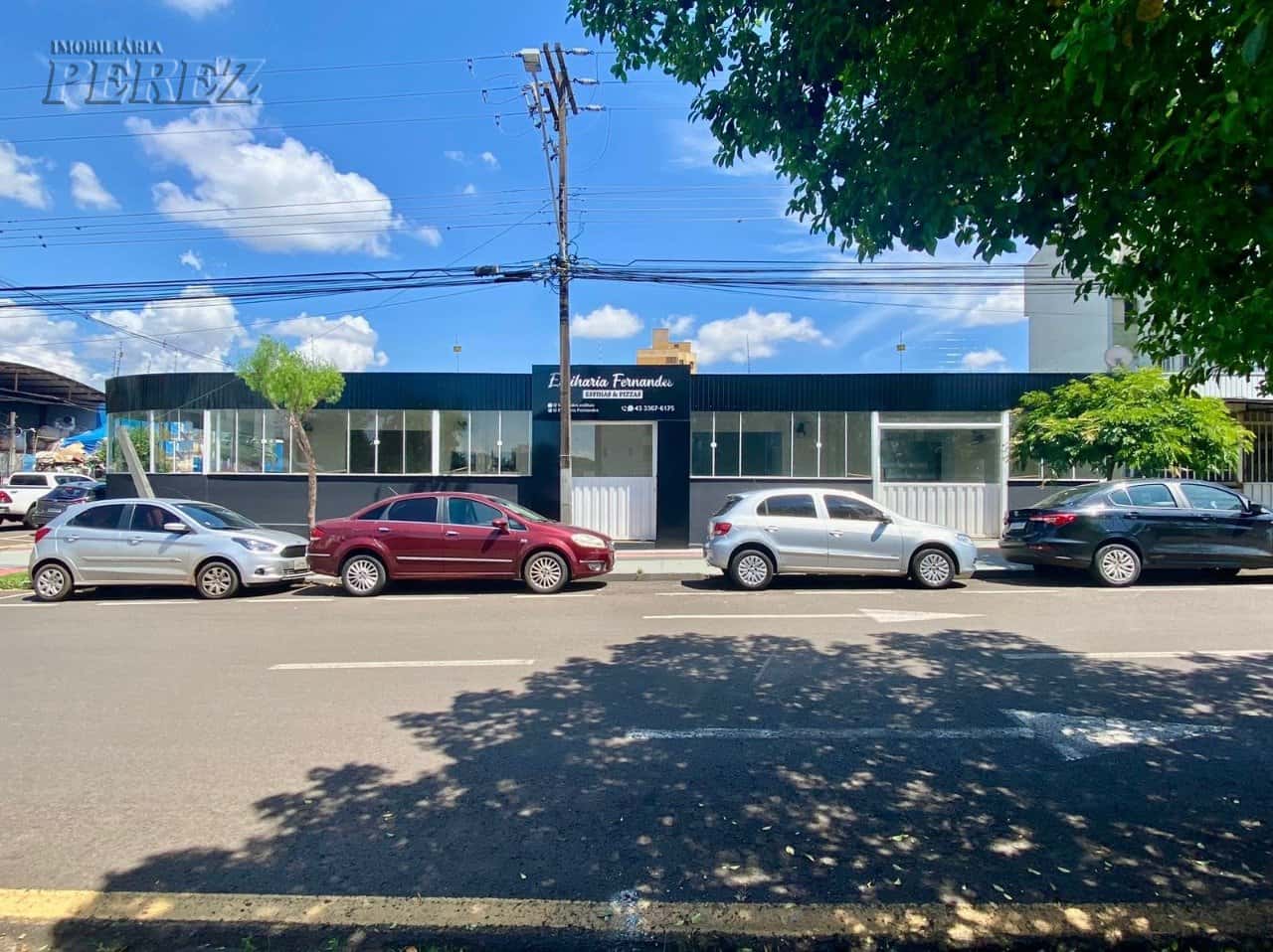 Imóvel comercial para alugar no bairro Vitória na região oeste de Londrina. — foto principal