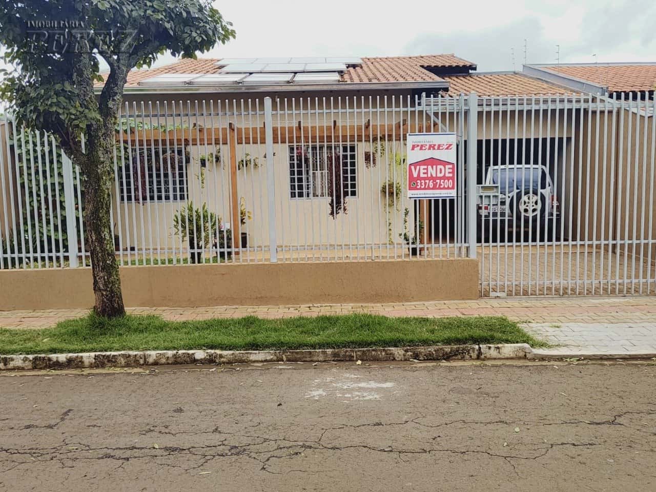 Casa à venda no Alto da Boa Vista na região norte de Londrina — foto principal