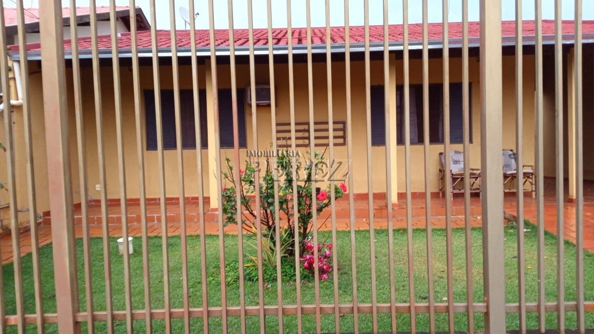 Casa à venda no Jardim Pérola - Região leste de Londrina