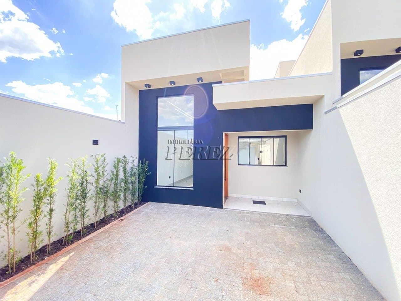 Casa à venda na região leste de Londrina - Jardim Prefeito Milton Menezes
