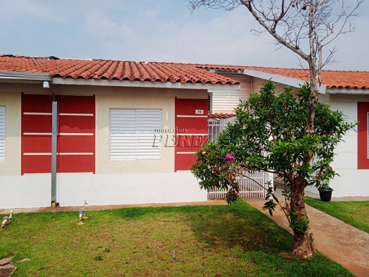 Casa à venda no Condomínio Moradas na região norte de Londrina - Heimtal