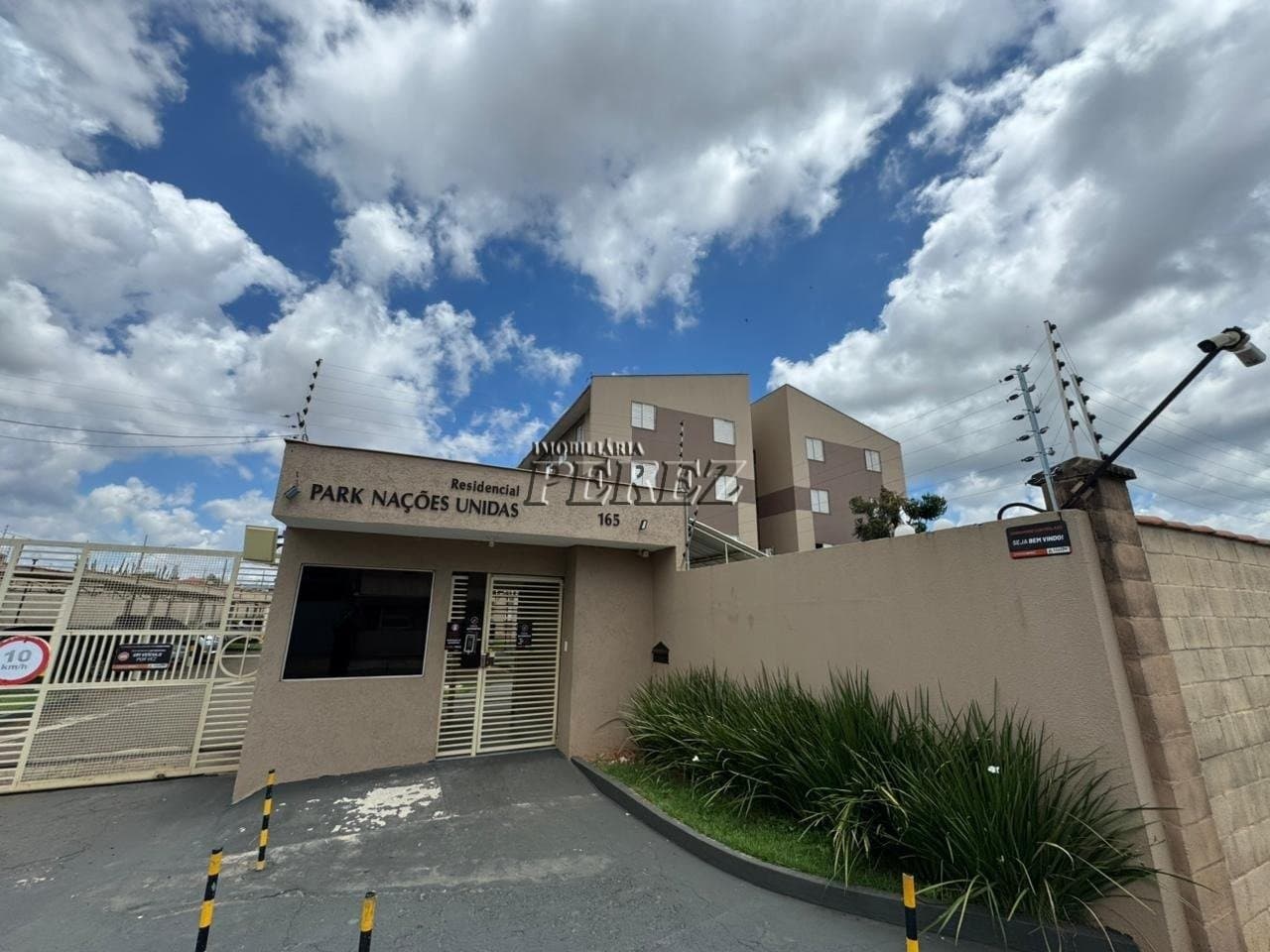 Apartamento à venda no Residencial Park Nações Unidas na região leste de Londrina