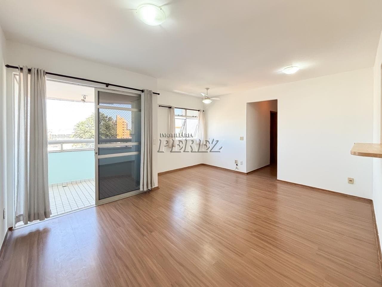 Apartamento à venda e locação no Residencial Bertipaglia na região oeste de Londrina - Vitória