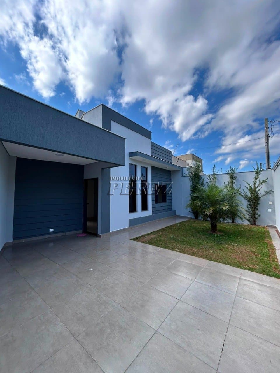 Casa à venda na região oeste de Londrina - Colinas