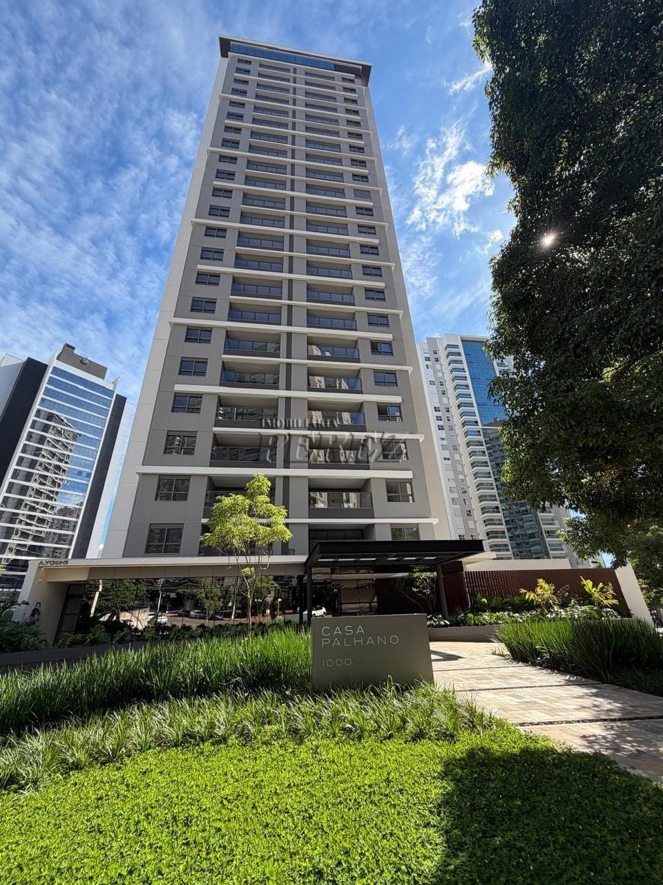 Apartamento à venda no Edifício Casa Palhano - Região sul de Londrina