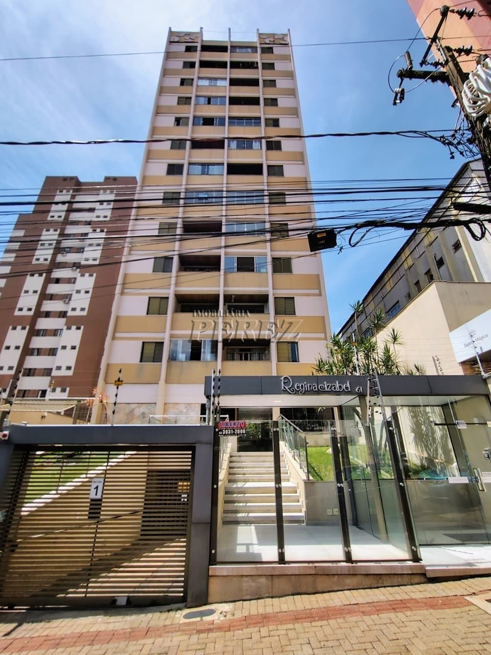 Apartamento à venda na região central de Londrina - Condomínio Regina Izabel
