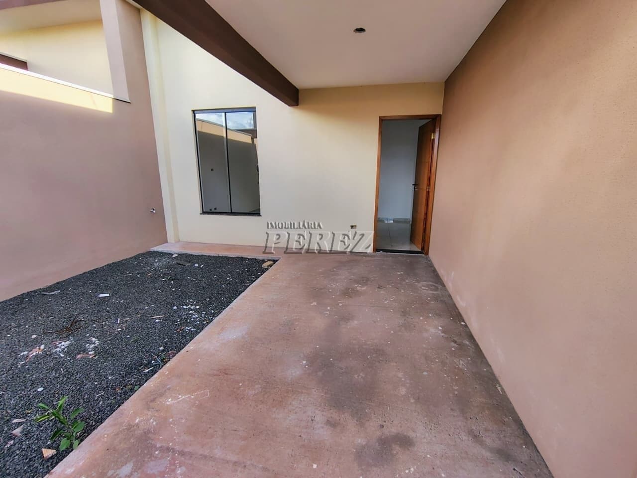Casa à venda no Conjunto Farid Libos - Região norte de Londrina