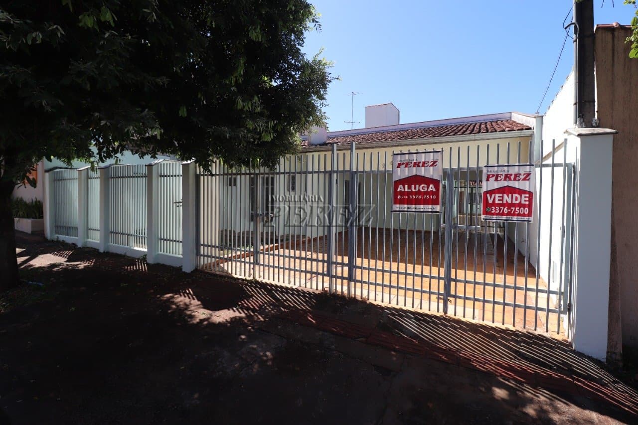 Casa à venda no Jardim Sumaré na região oeste de Londrina