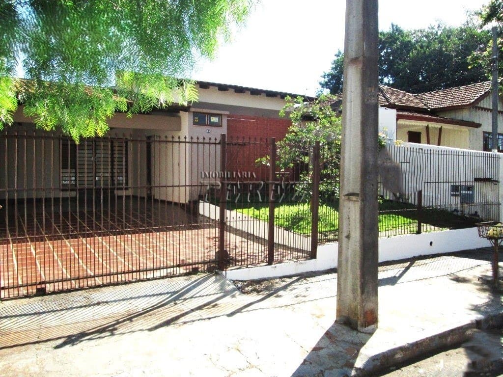 Casa à venda na Rua Chile no centro de Londrina