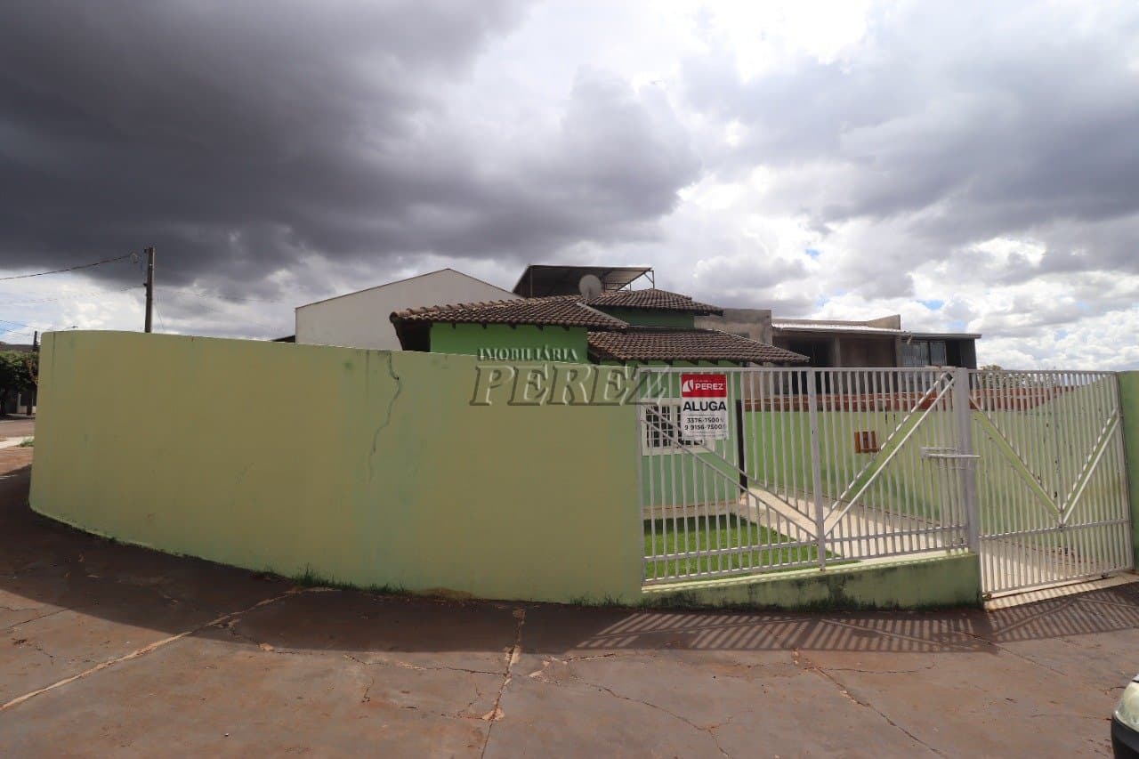Casa para alugar no Jardim Marabá na região leste de Londrina
