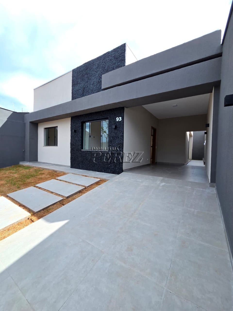 Casa à venda na região leste de Londrina - Ernani Moura Lima