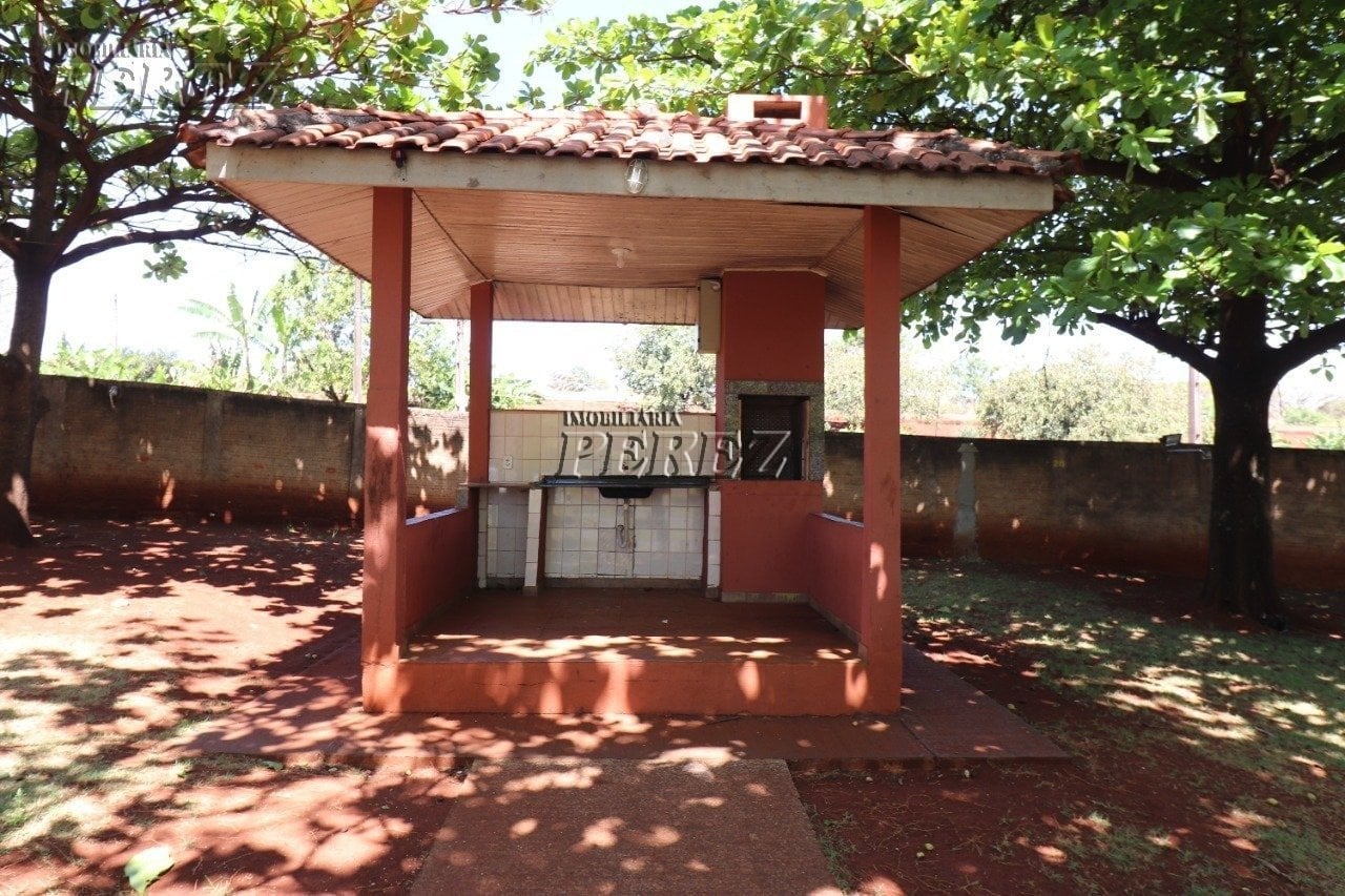 Apartamento à venda no Edifício Anselmo Vedoato na região norte de Londrina - Nova Olinda