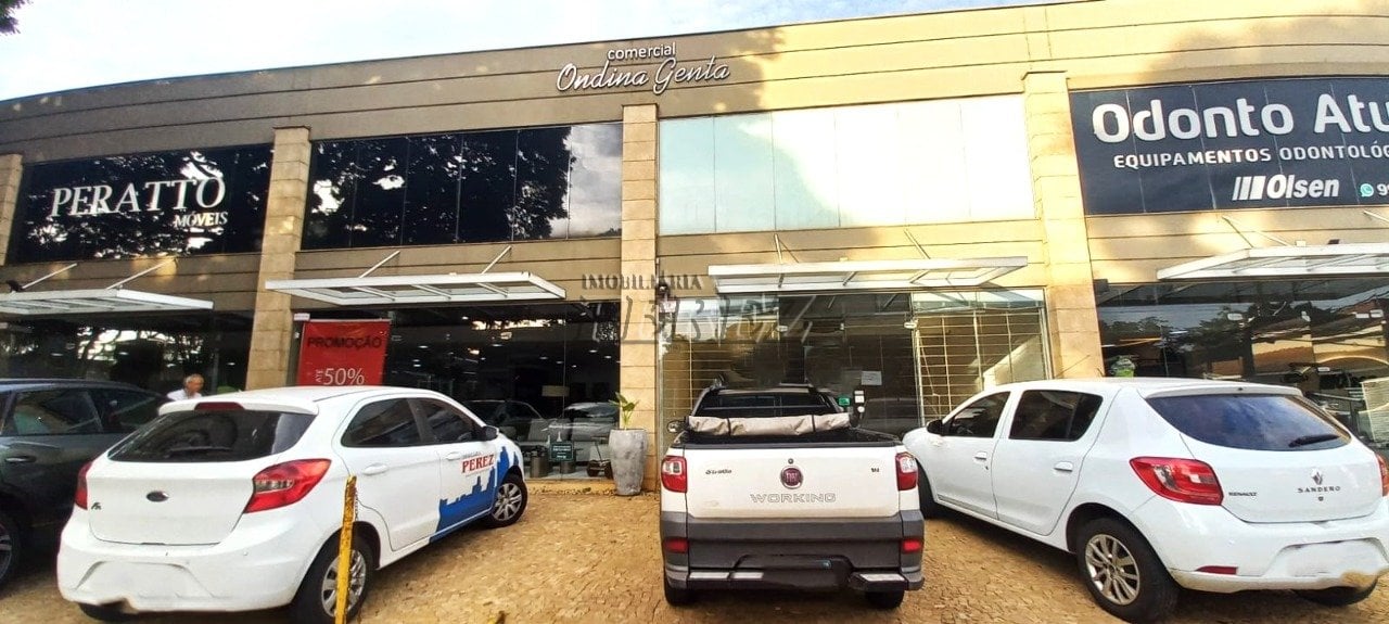 Loja comercial para alugar na Av. Marinngá em Londrina.