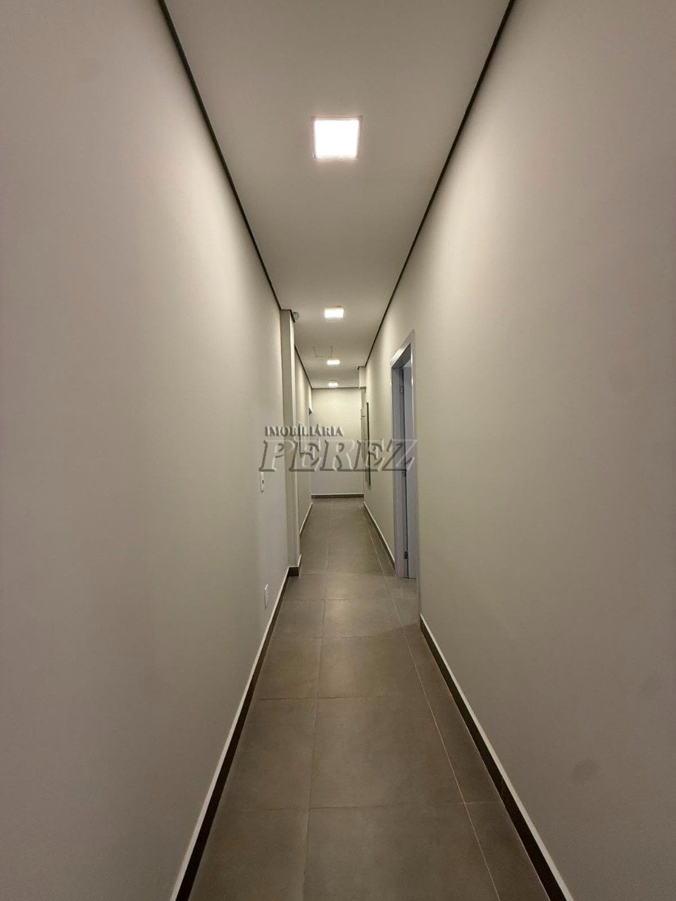 Sala comercial para alugar na Av Higienópolis, no centro de Londrina