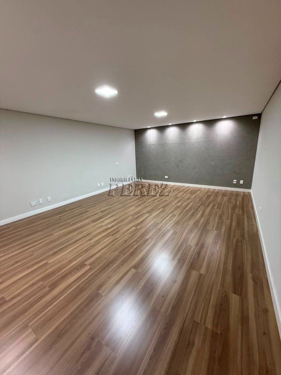 Sala comercial para alugar na Av Higienópolis, no centro de Londrina