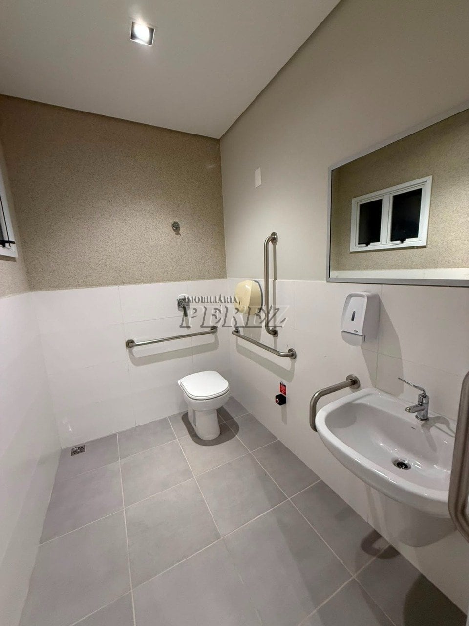 Sala comercial para alugar na Av Higienópolis, no centro de Londrina