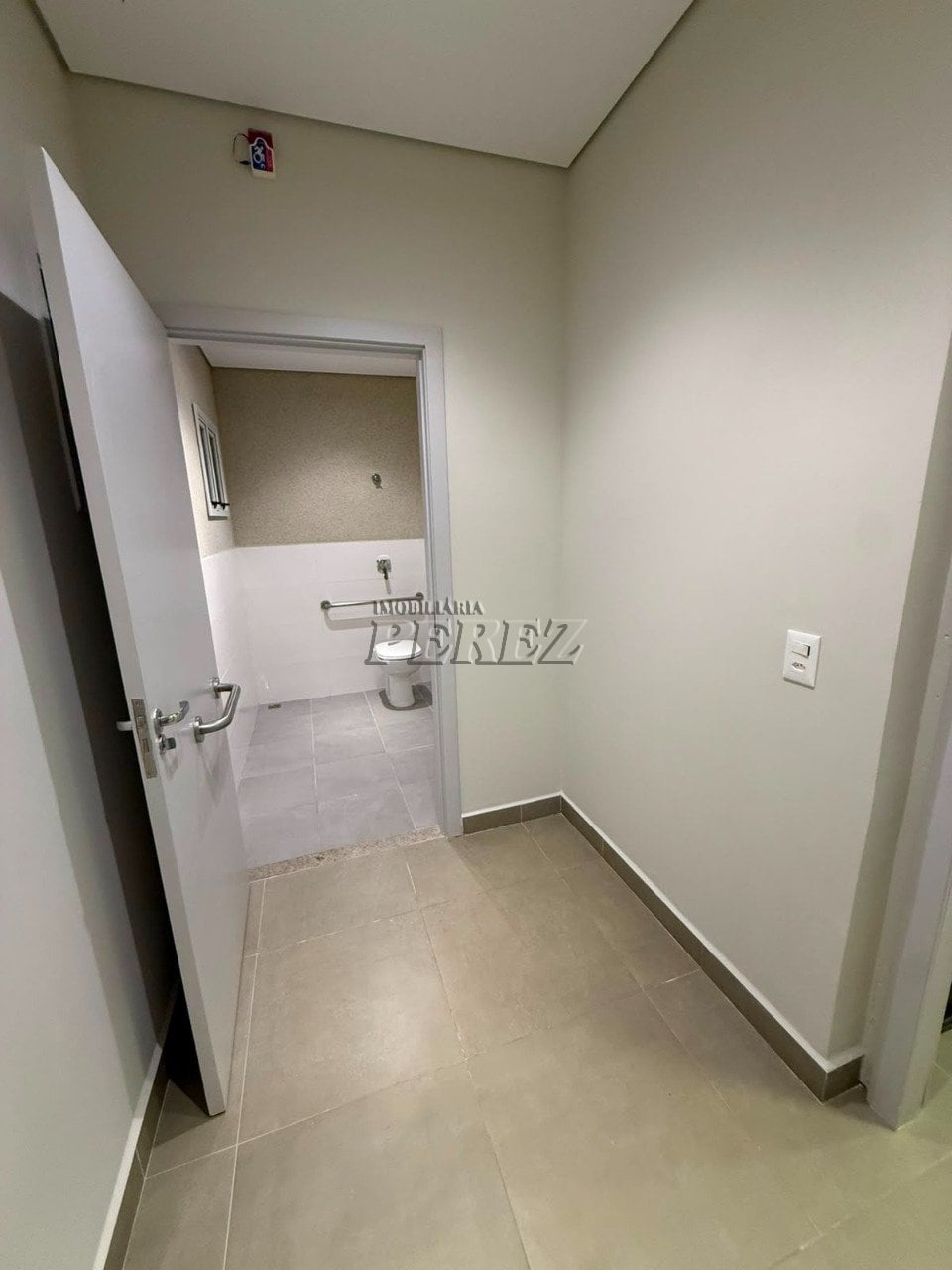 Sala comercial para alugar na Av Higienópolis, no centro de Londrina
