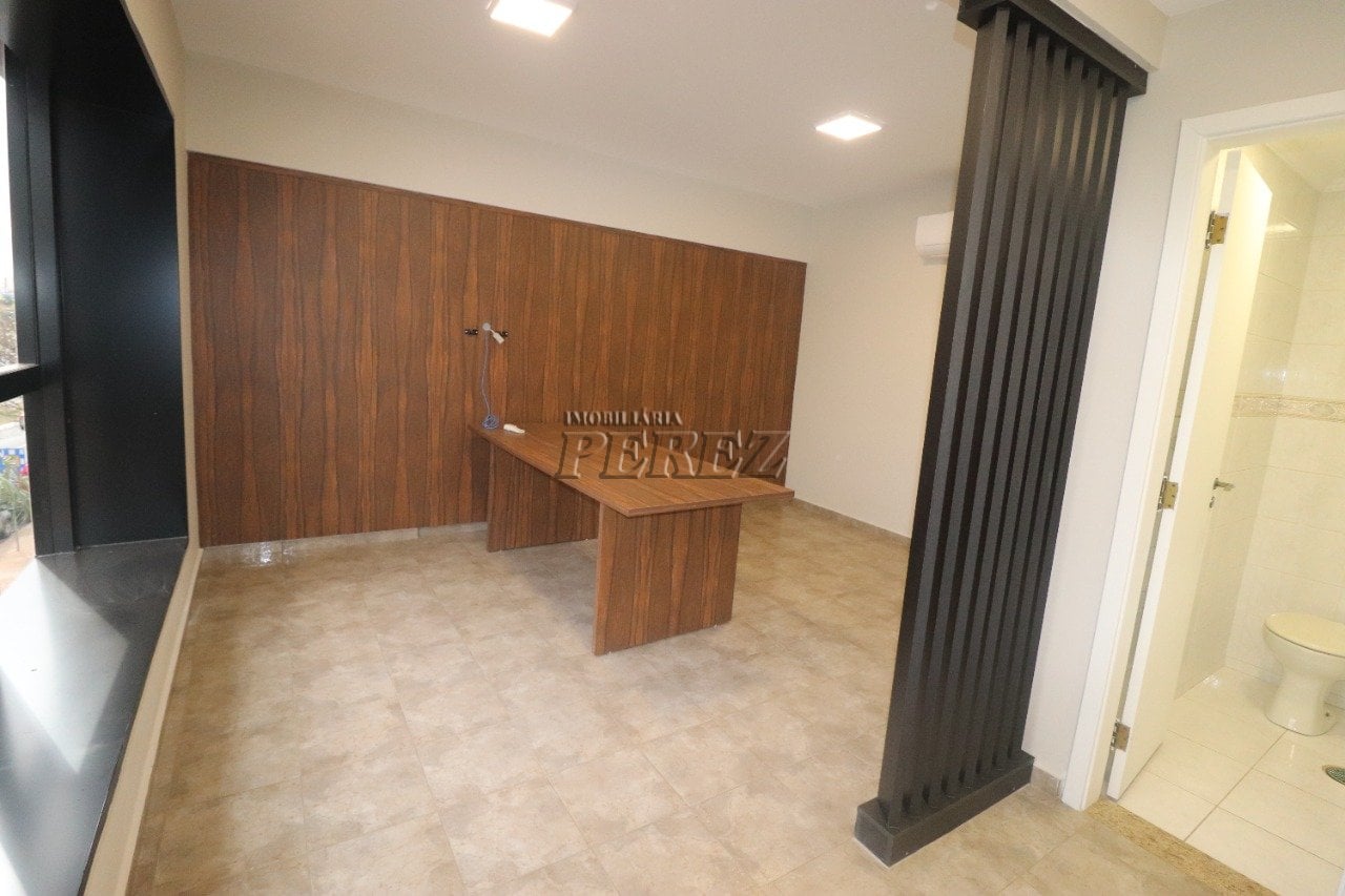 Sala para alugar no Edifício Comercial Perez, em localização estratégica no centro de Londrina