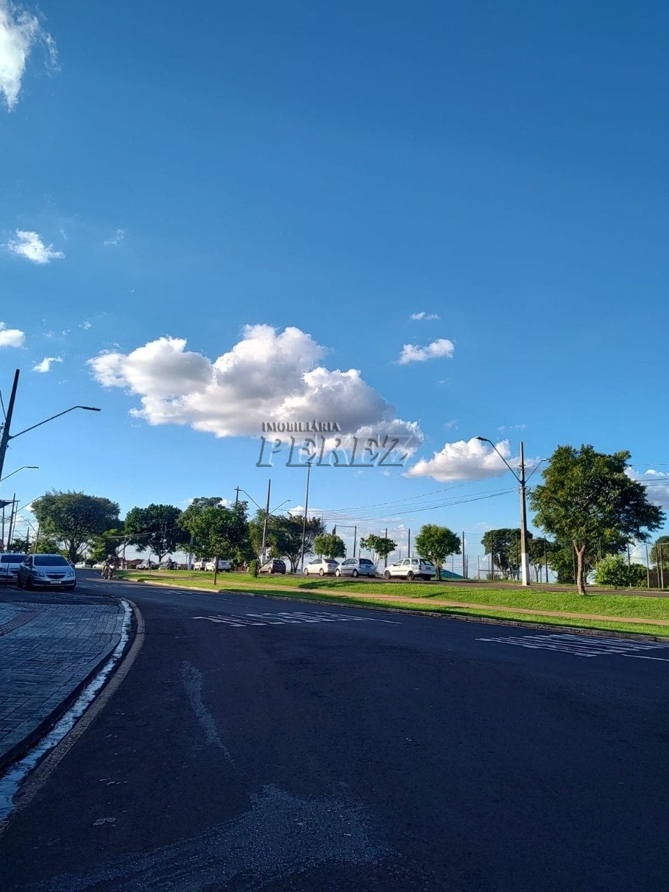 Salão comercial para alugar na Av. Saul Elkind - Região norte de Londrina