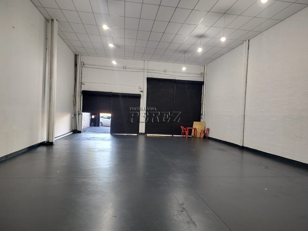 Salão comercial para alugar na Av. Saul Elkind - Região norte de Londrina