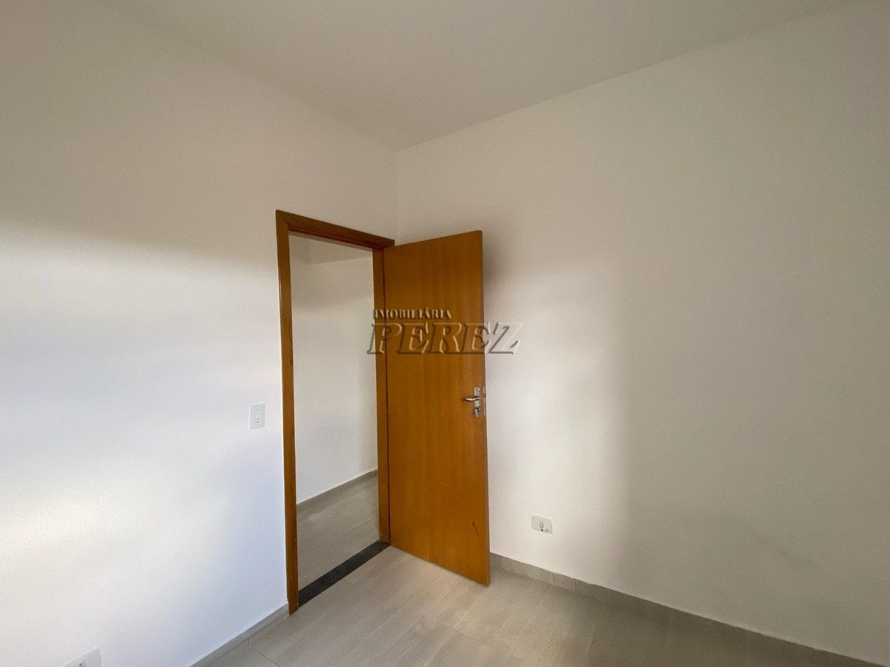 Casa para alugar na região norte em Londrina - Jardim Continental