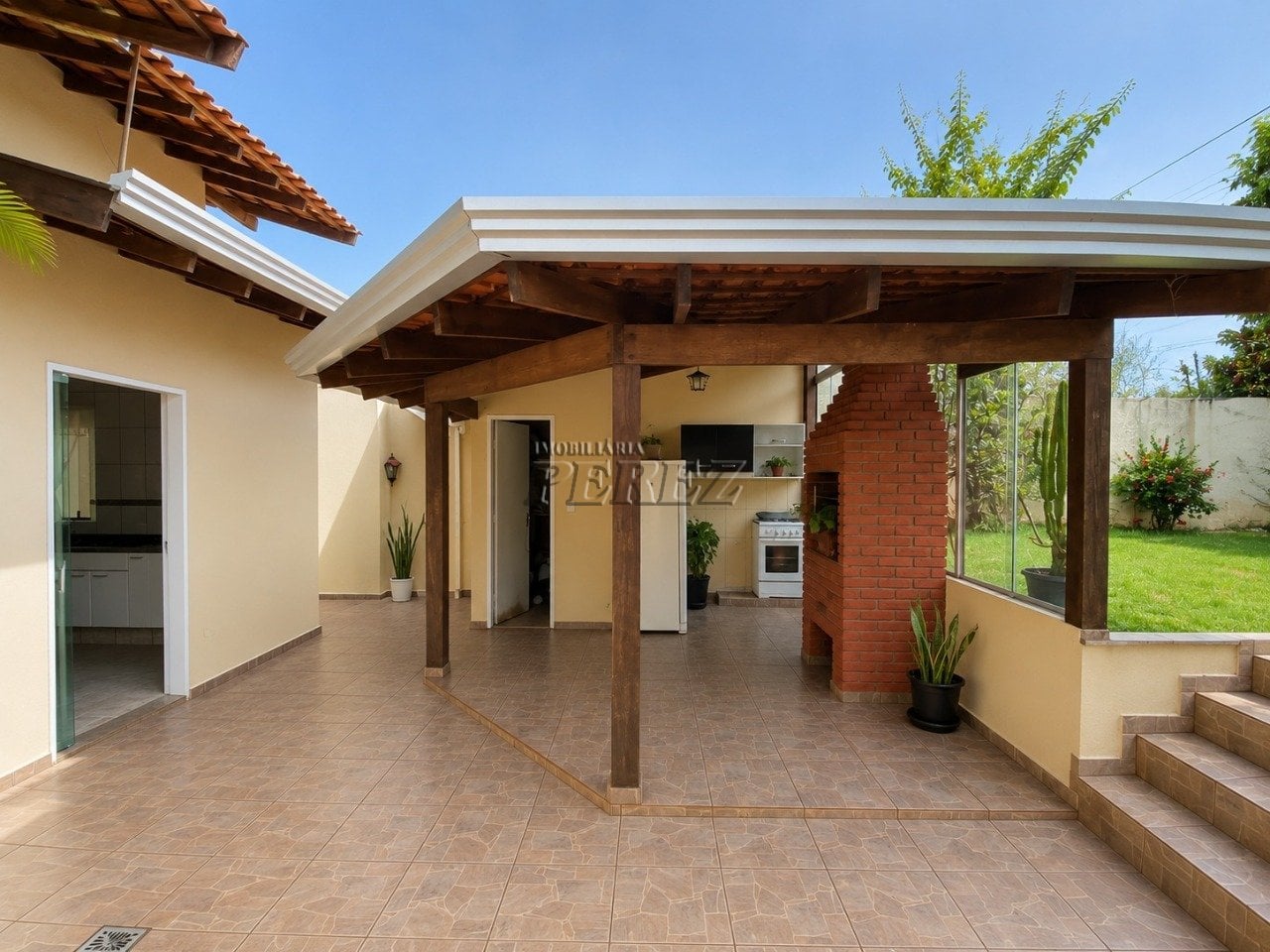 Casa à venda no Aeroporto em Londrina