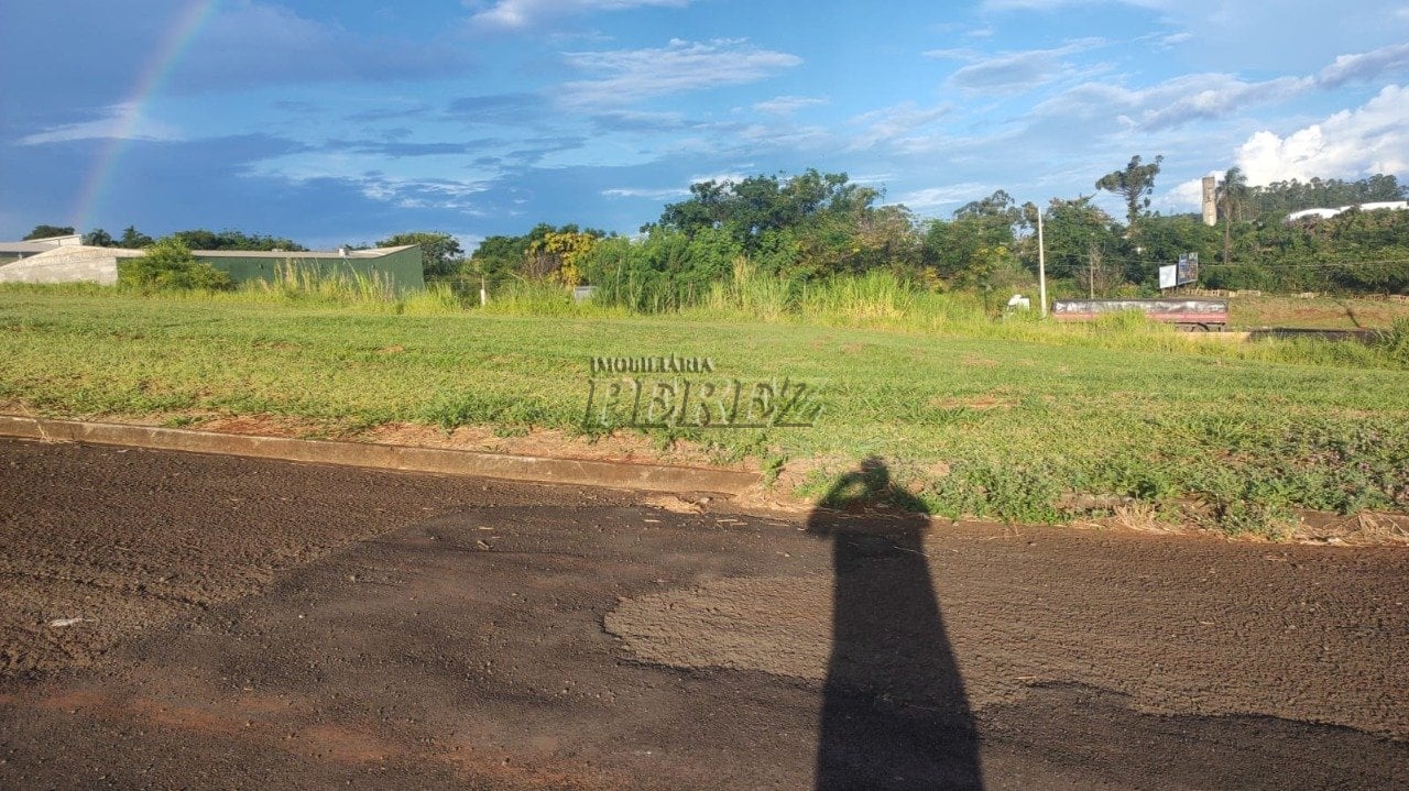 Terreno à venda no Garden Park Residence na região norte de Londrina