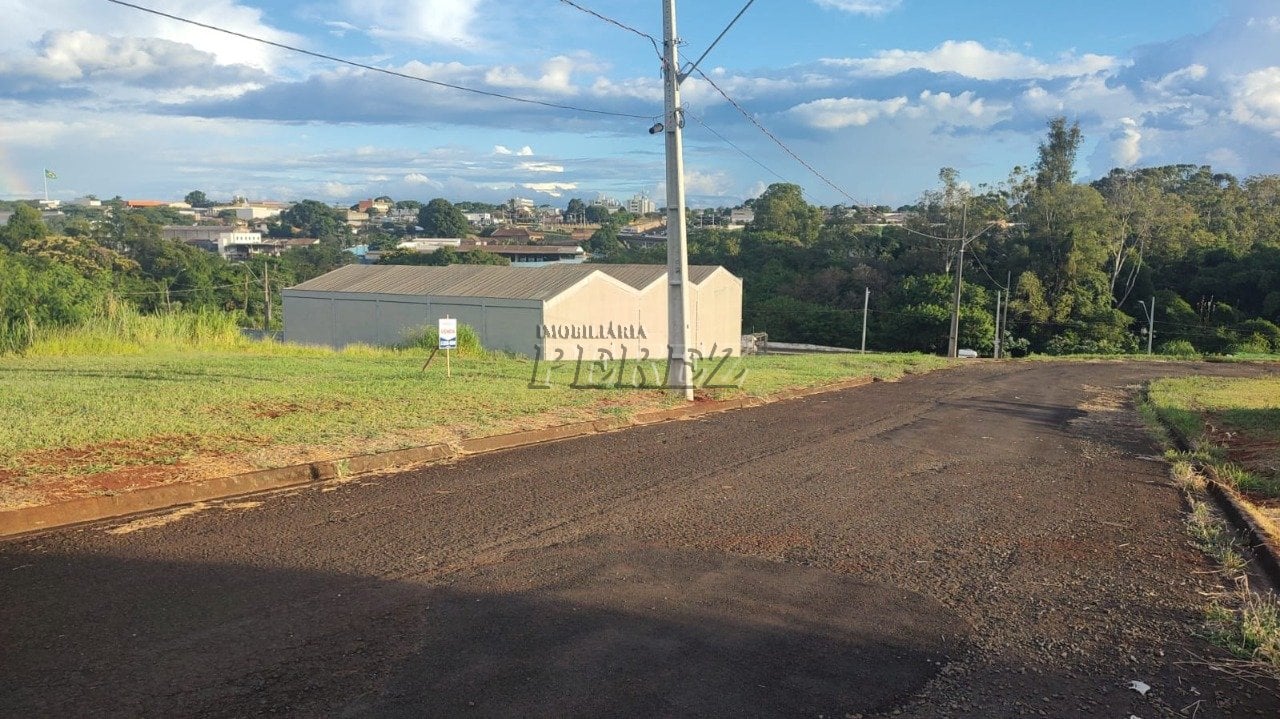 Terreno à venda no Garden Park Residence na região norte de Londrina