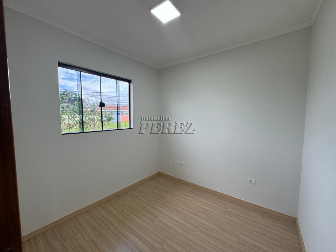 Sobrado à venda na região leste de Londrina - Portal dos Pioneiros