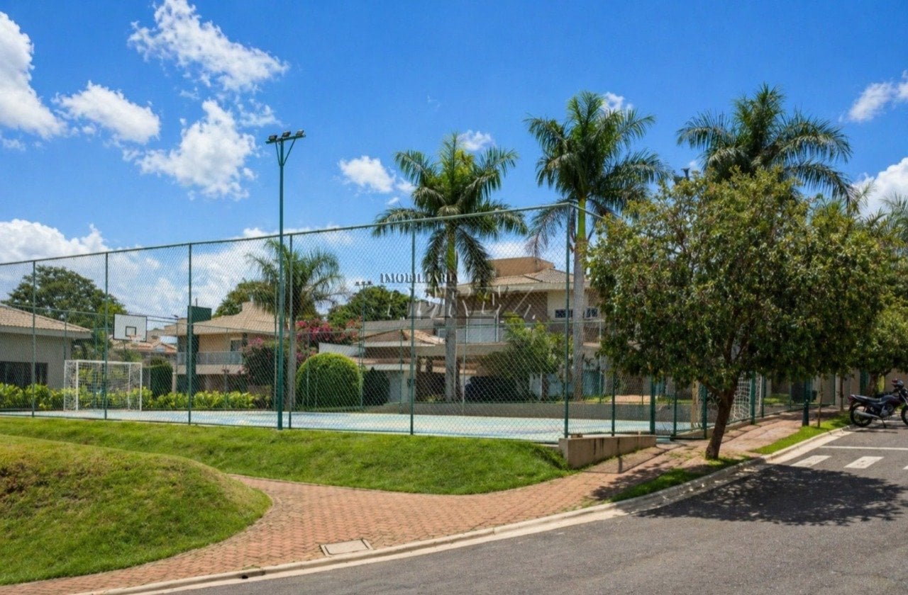 Sobrado à venda na região sul de Londrina - Royal Maison Residence & Resort