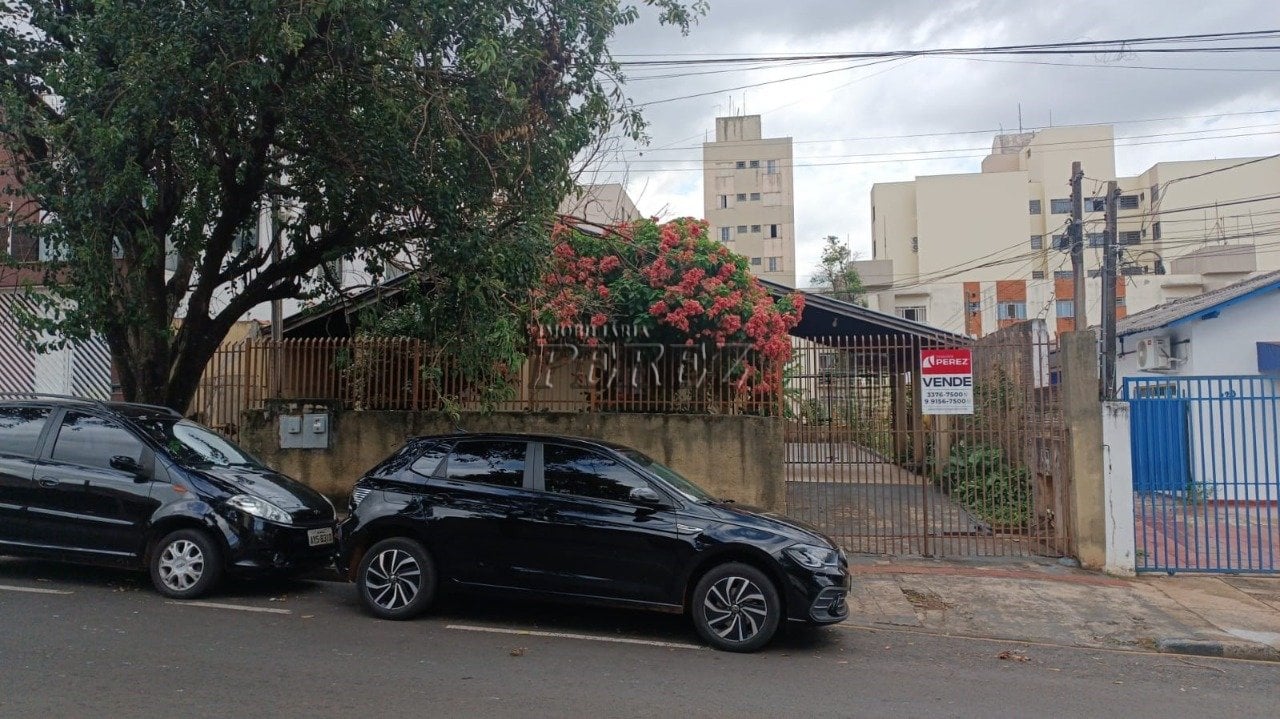 Casa à venda na Rua Alagoas no centro de Londrina