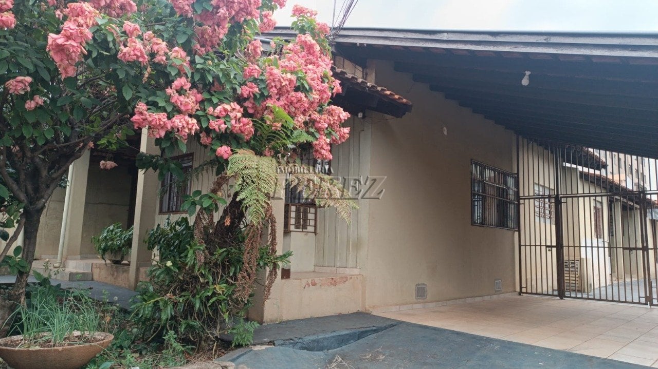 Casa à venda na Rua Alagoas no centro de Londrina